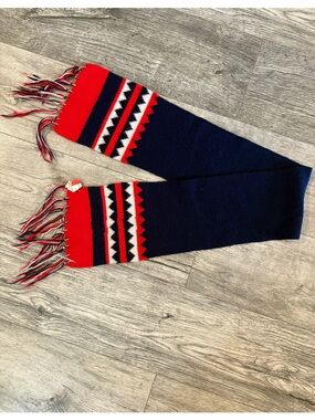 Vintage Nordic style scarf